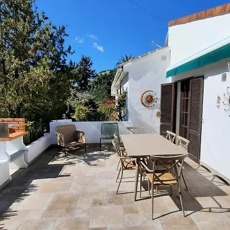 Casa Cumbre - 3 Bedroom 빌라 마르베야