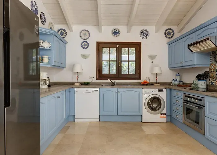 Casa Cumbre - 3 Bedroom Vila Marbella